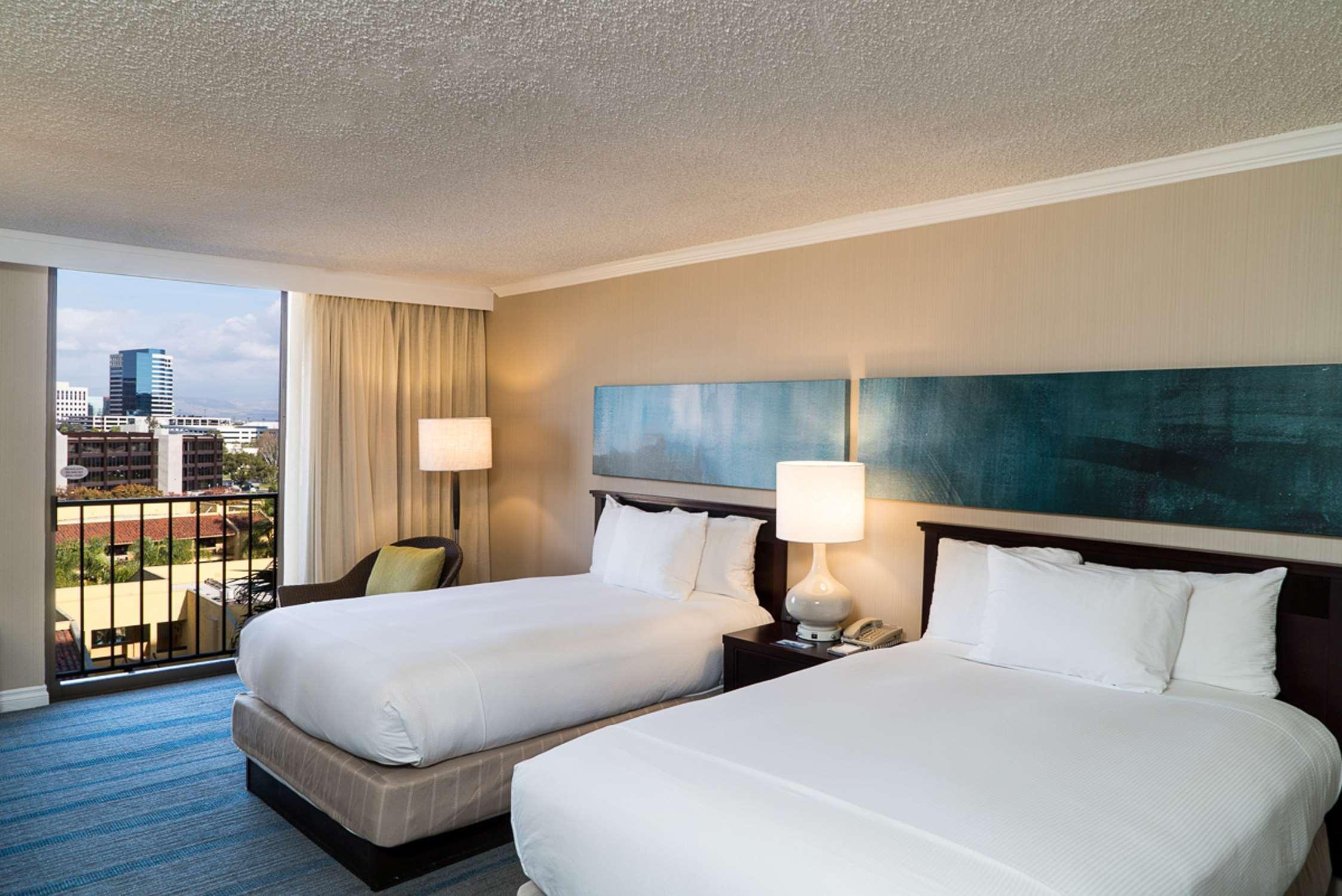 Hotel Hilton Irvine/Orange County Airport Exterior foto